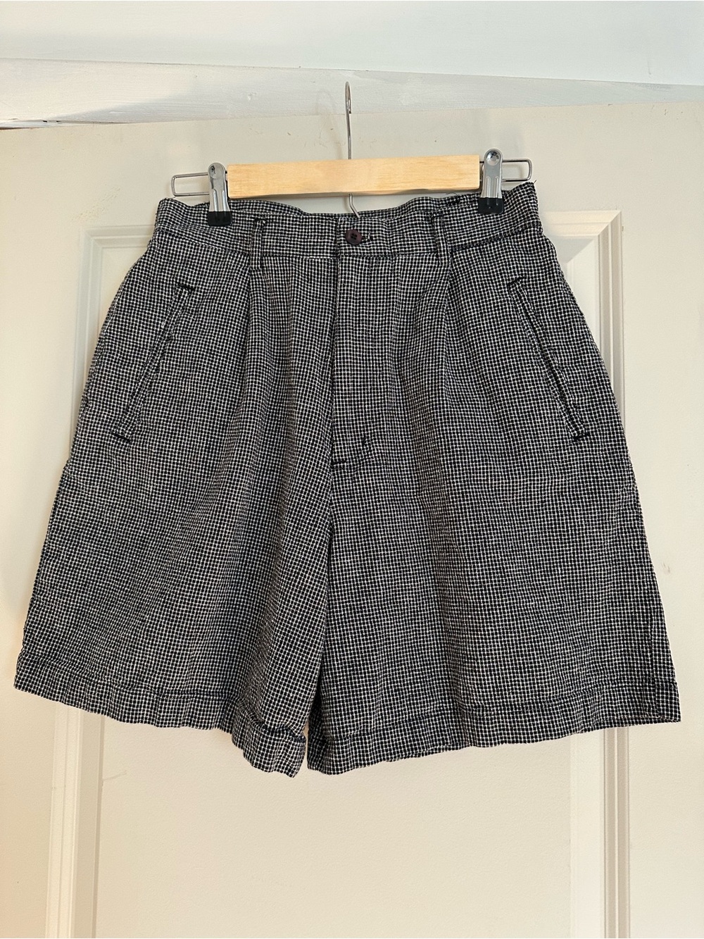 Dress Barn Black & White MicroChecked Trouser Shorts